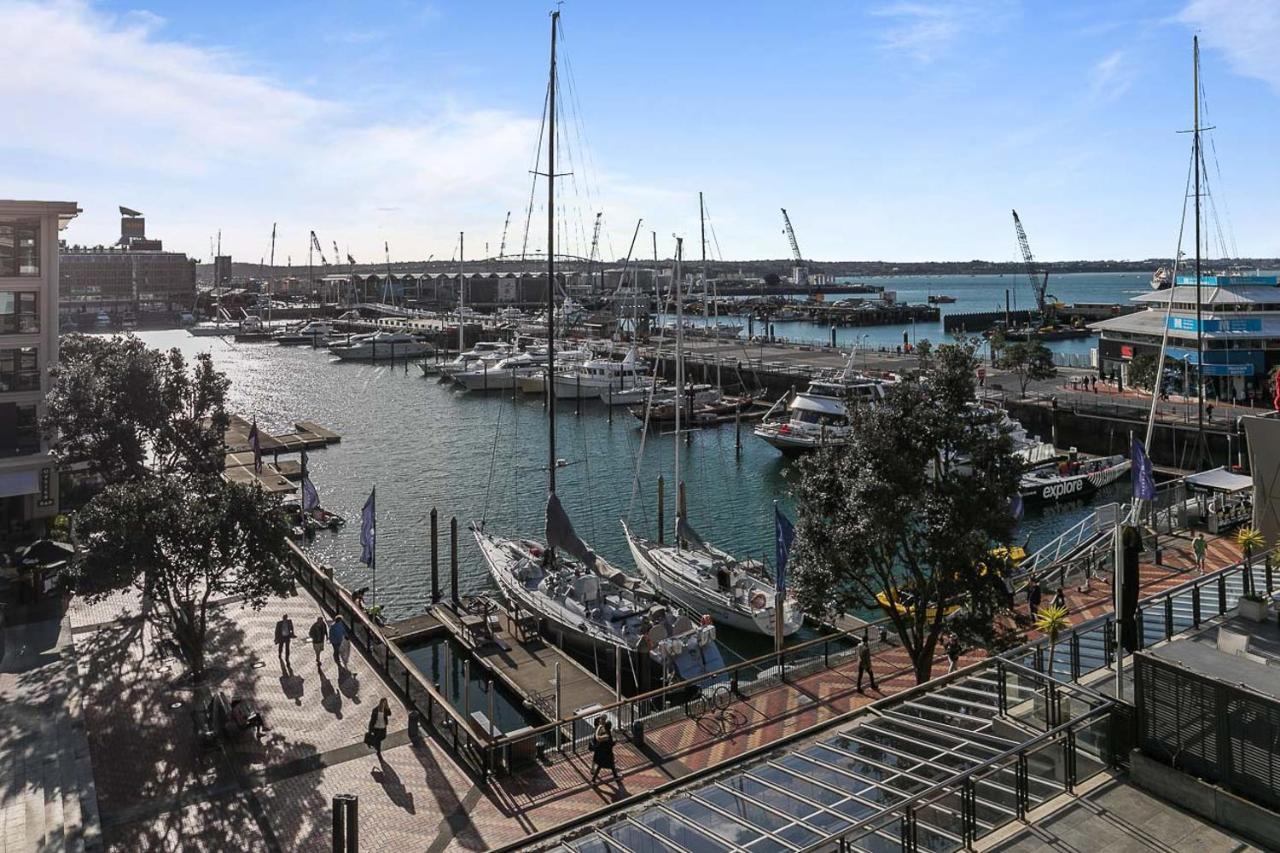 Stunning & Spacious Haven On The Waterfront! Auckland Exteriér fotografie